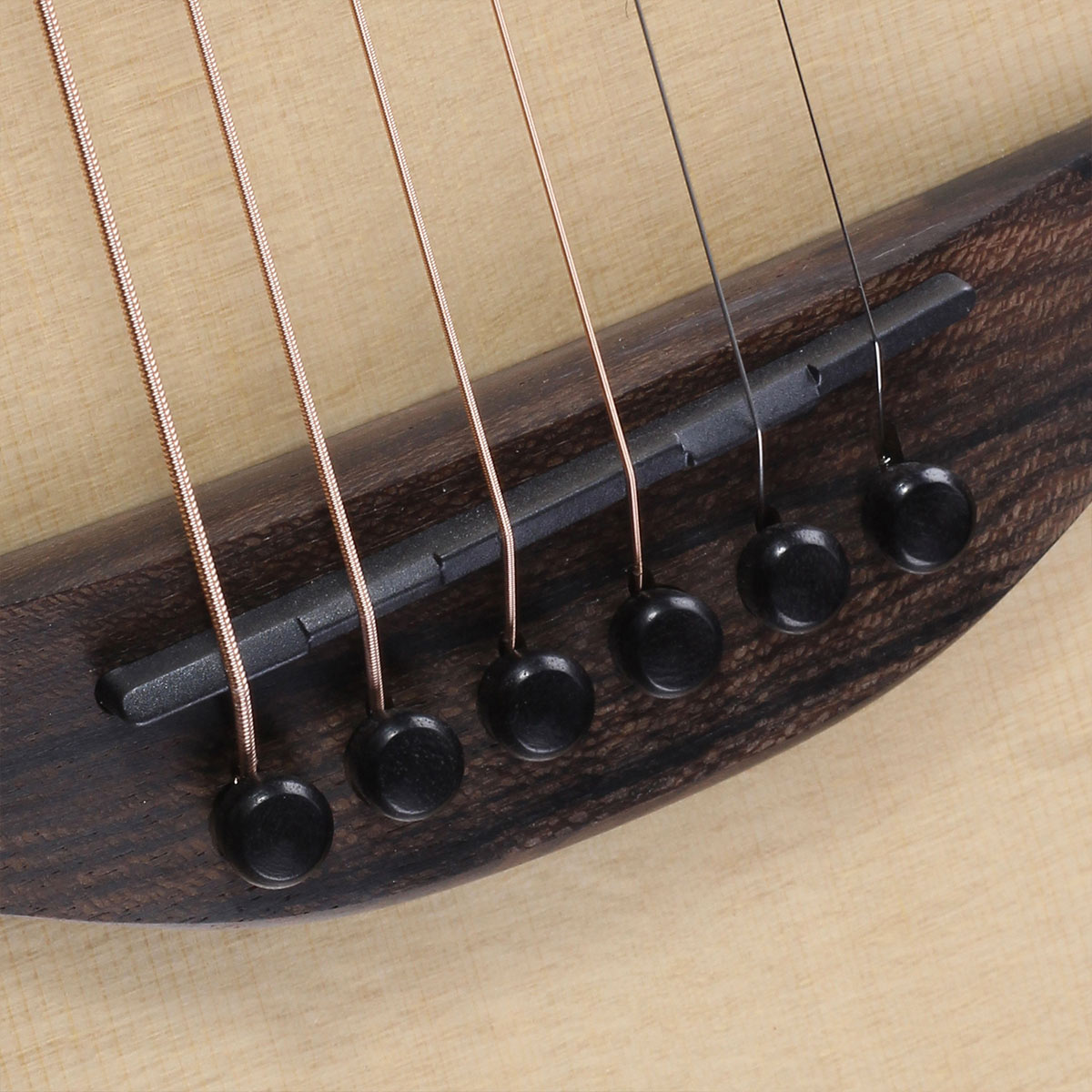 Black bridge saddle Tusq 6 string
