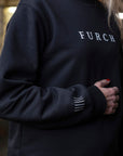 Black crewneck W