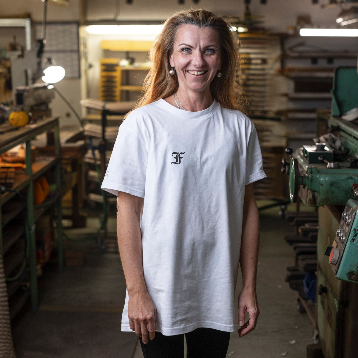 White T-shirt basic W