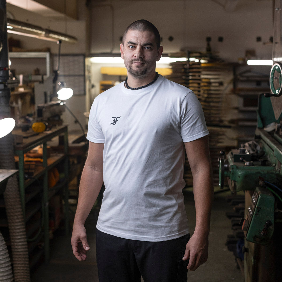 White T-shirt basic