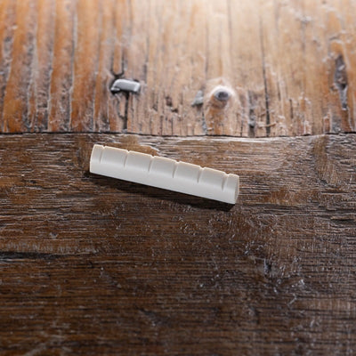Tusq nut for 6 string white 