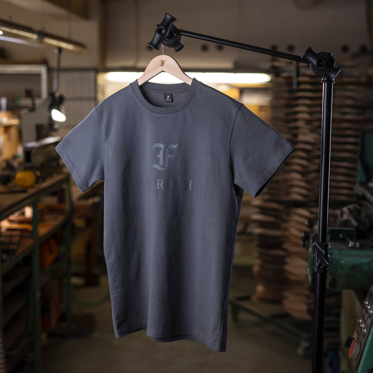 Gray T-shirt with logo W